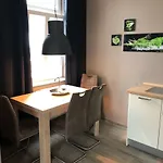 Im Stadtzentrum 아파트 클로펜부르크