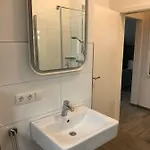 Im Stadtzentrum 아파트 클로펜부르크